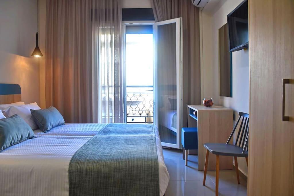 City Pearl Dntwn Apts Heraklion Exteriör bild