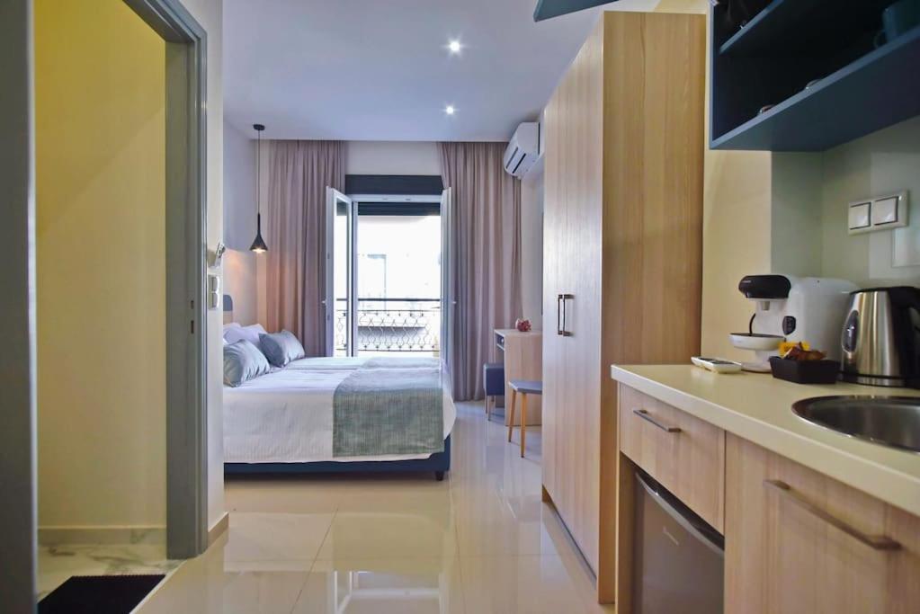 City Pearl Dntwn Apts Heraklion Exteriör bild